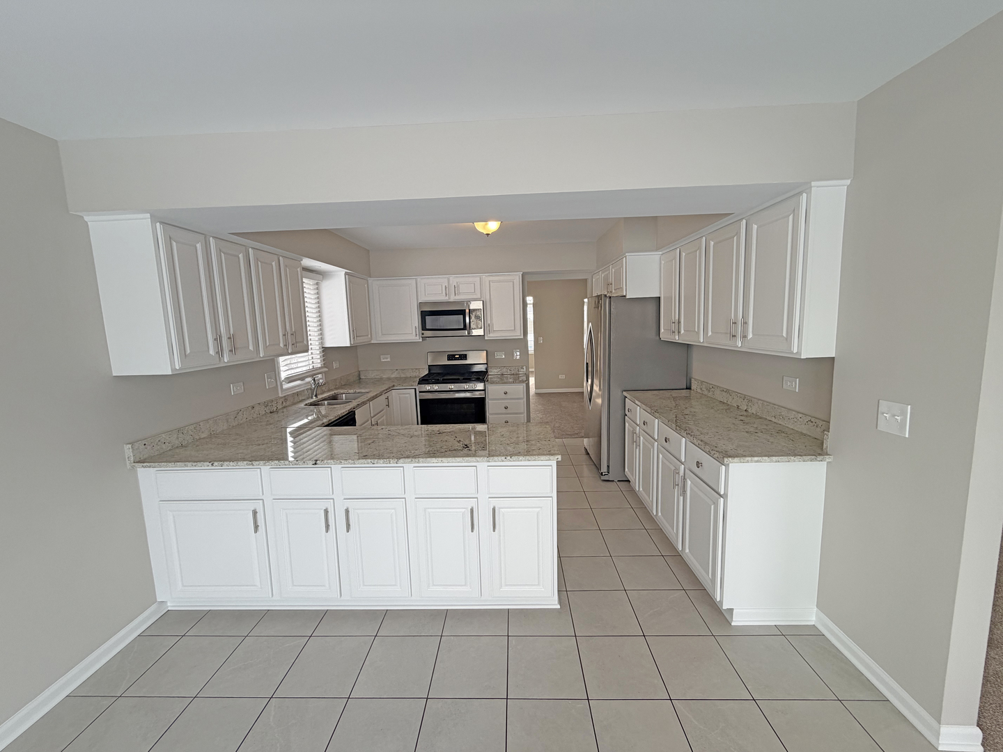 620 Larkspur Lane Matteson, IL 60443 - Photo 8 of 36