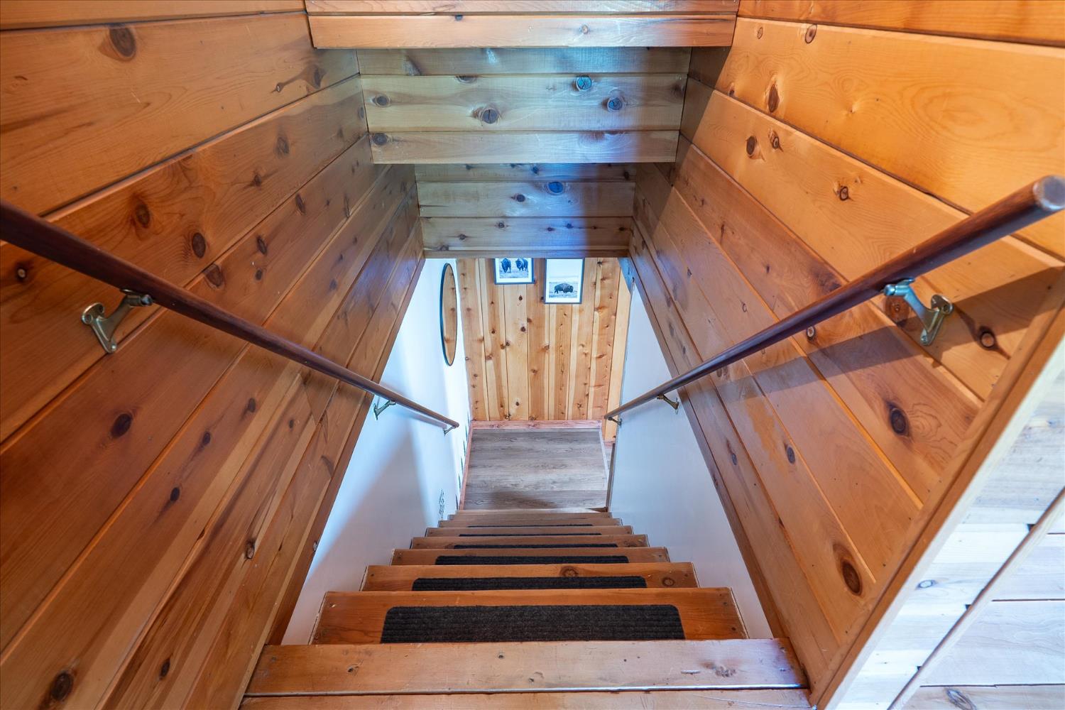 44800 Mountain Meadow Road Oakhurst, CA 93644 - Photo 12 of 41 a view of entryway