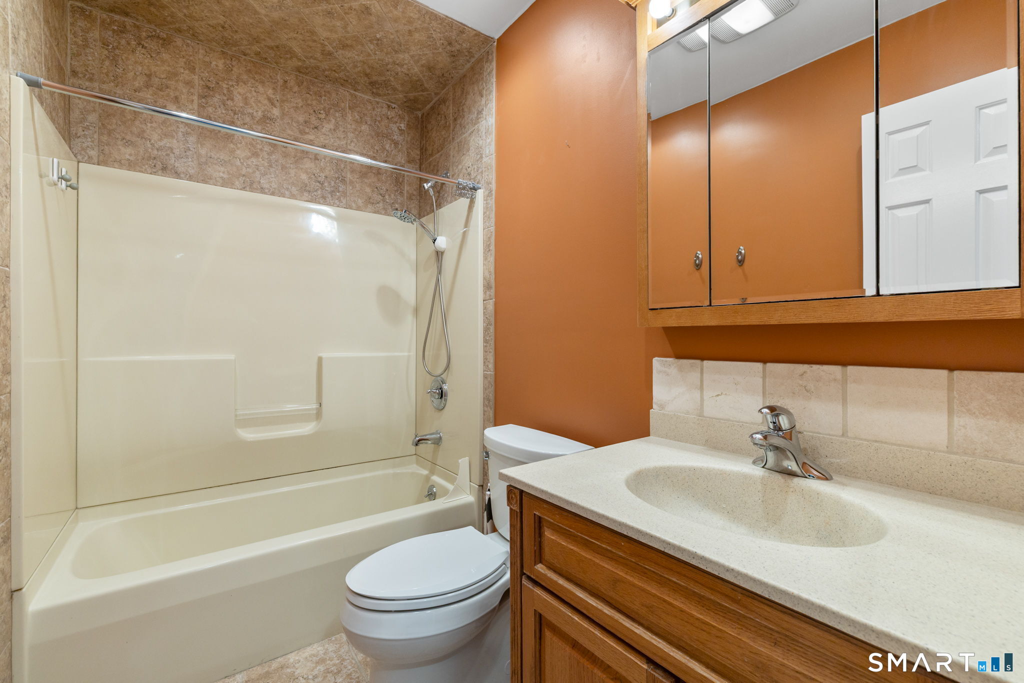 2 Mansfield Grove Road, Unit 362 East Haven, CT 06512 - Photo 26 of 37