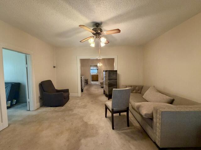 3637 Garner Road Chattanooga, TN 37406 - Photo 6 of 27 Living Room