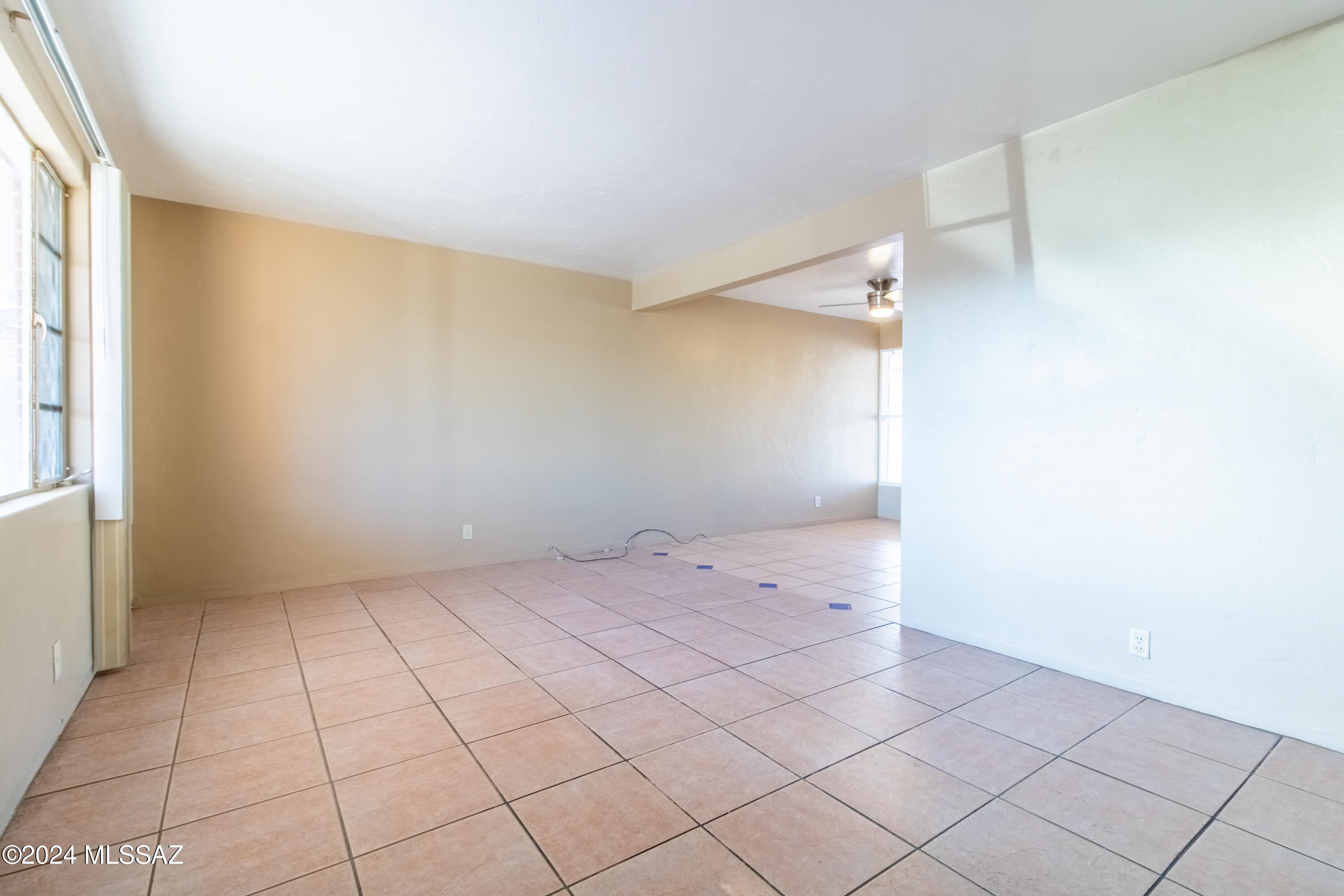 1407 North Craycroft Road Tucson, AZ 85712 - Photo 2 of 22 Gallery Image 2