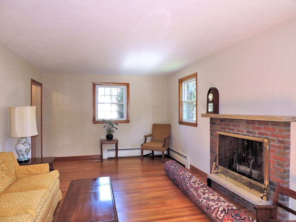 12 Norma Road Bedford, MA 01730 - Photo 2 of 13
