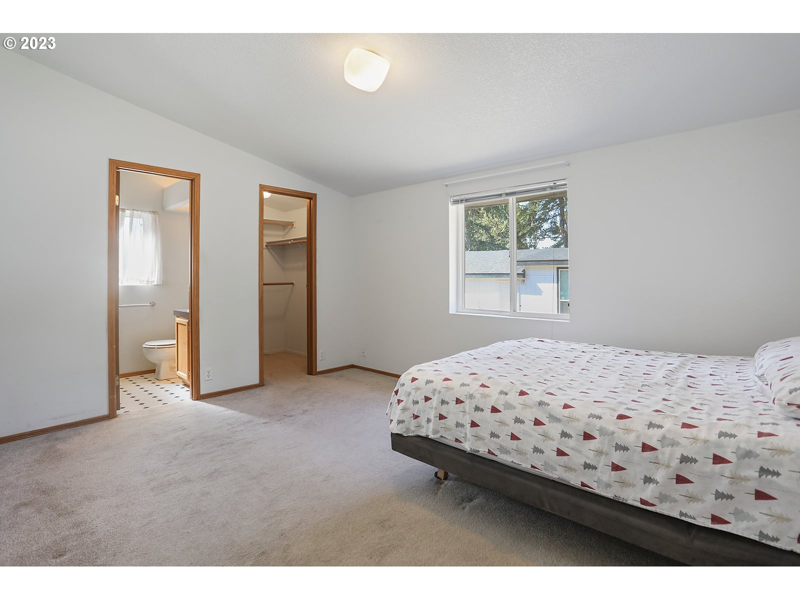 42 Snowden Road White Salmon, WA 98672 - Photo 6 of 15 Gallery Image 6