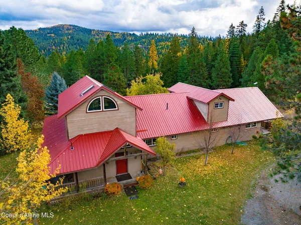 $1,324,000 | 6584 East Burma Road, Harrison, ID 83833