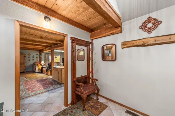 $1,324,000 | 6584 East Burma Road, Harrison, ID 83833