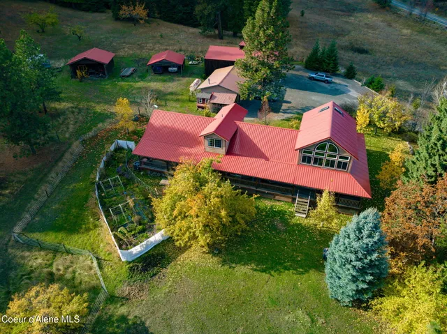 $1,374,000 | 6584 East Burma Road, Harrison, ID 83833