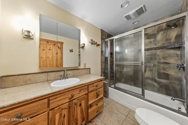 $1,324,000 | 6584 East Burma Road, Harrison, ID 83833