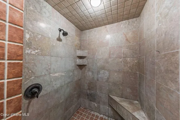 $1,324,000 | 6584 East Burma Road, Harrison, ID 83833