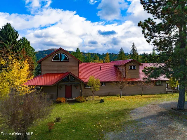 $1,374,000 | 6584 East Burma Road, Harrison, ID 83833