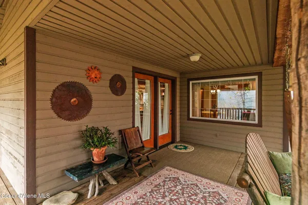 $1,324,000 | 6584 East Burma Road, Harrison, ID 83833