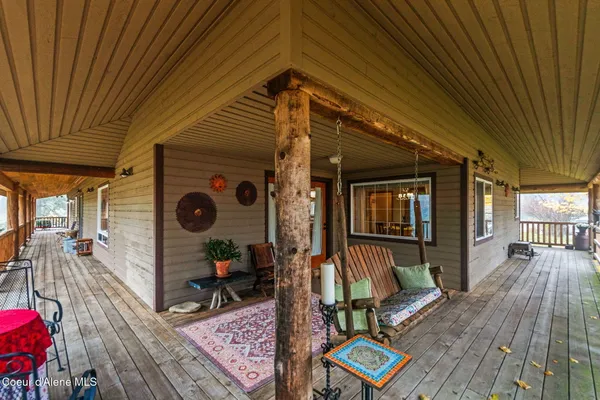 $1,324,000 | 6584 East Burma Road, Harrison, ID 83833