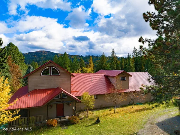 $1,324,000 | 6584 East Burma Road, Harrison, ID 83833