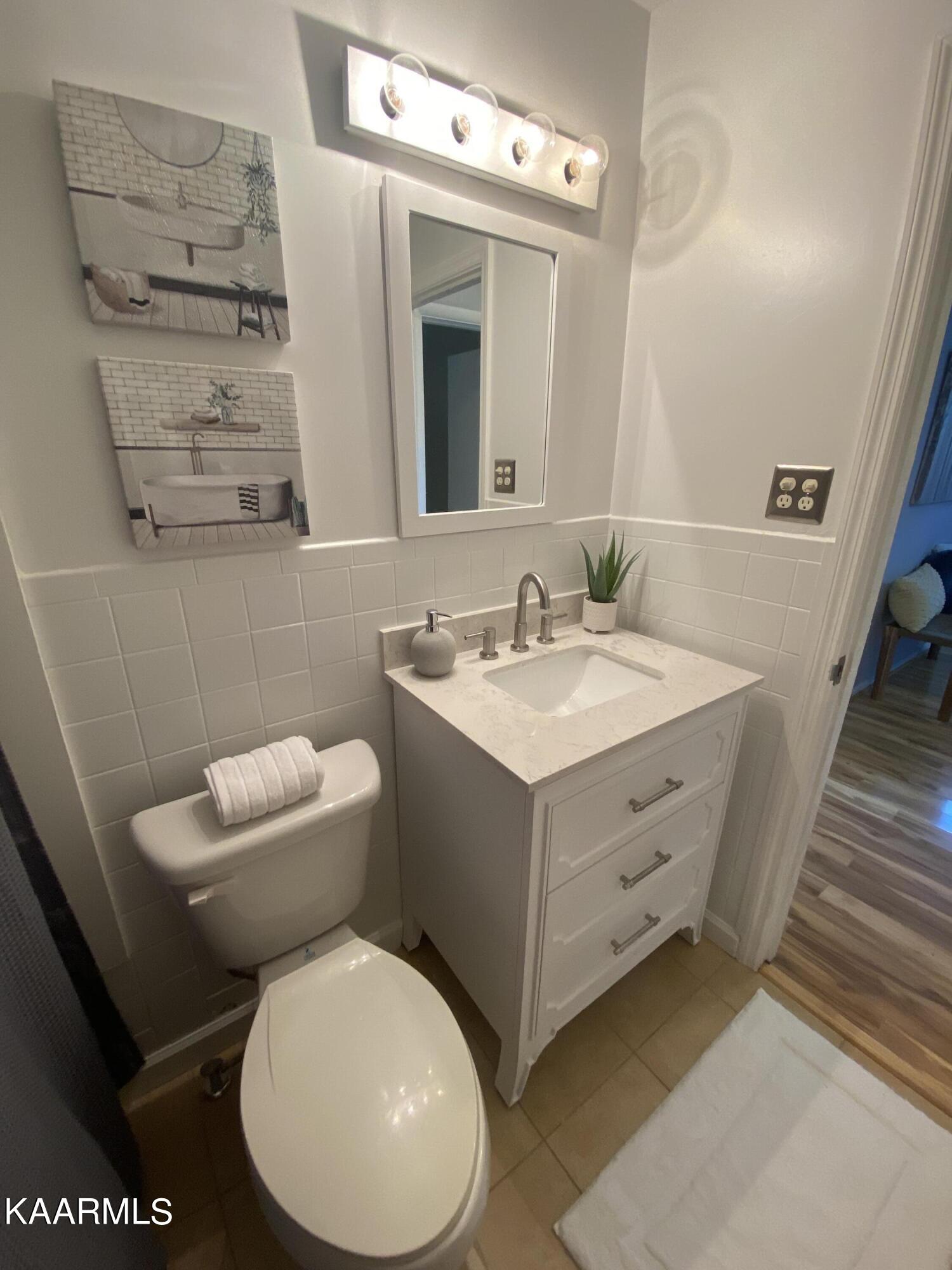 1530 Wilson Road Knoxville, TN 37912 - Photo 18 of 26 Bath 2