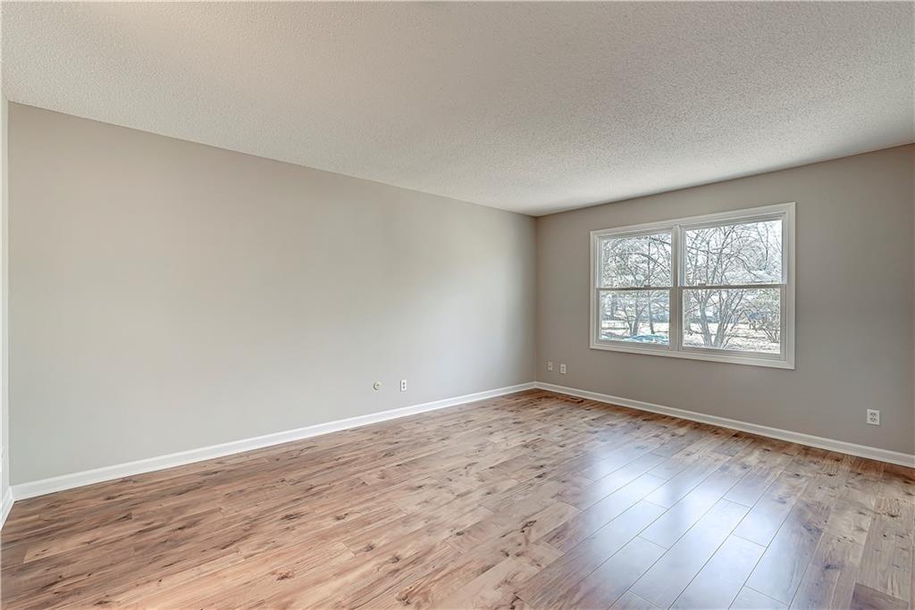 12556 Charing Cross Road Carmel, IN 46033 - Photo 20 of 32 Gallery Image 20