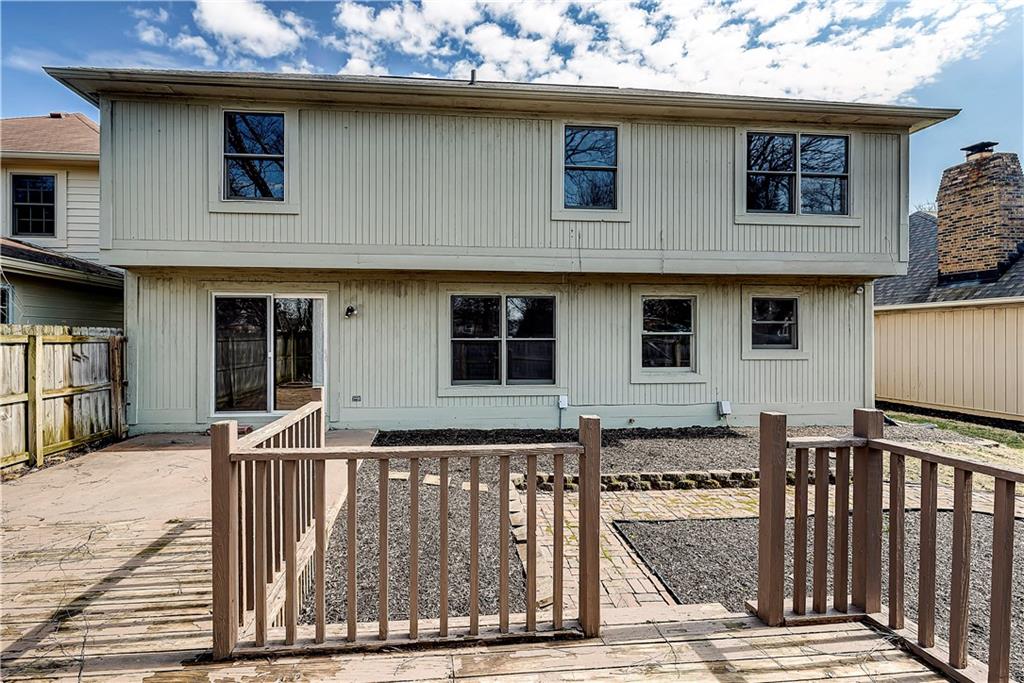 12556 Charing Cross Road Carmel, IN 46033 - Photo 31 of 32 Gallery Image 31