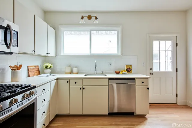 $1,495,000 | 93 Palm Avenue, San Francisco, CA 94118