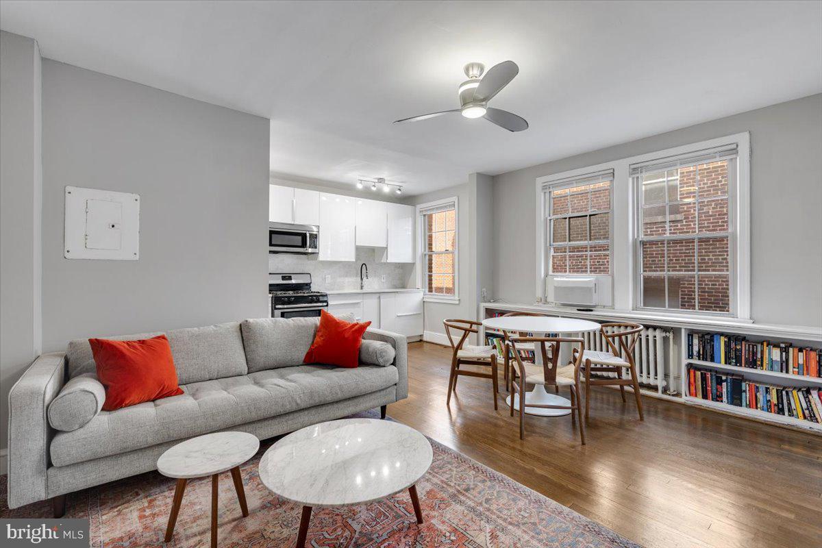 1301 Longfellow Street Northwest, Unit 207 Washington, DC 20011 - Photo 4 of 25