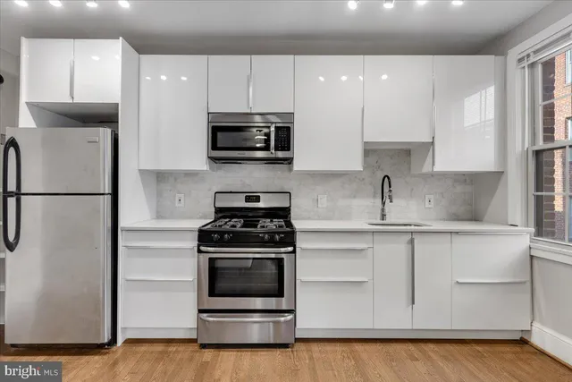 $1,900 | 1301 Longfellow Street Northwest, Unit 207, Washington, DC 20011