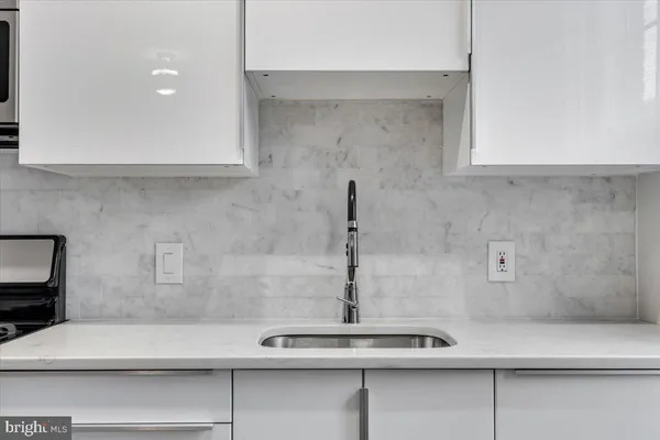 a close view of sink