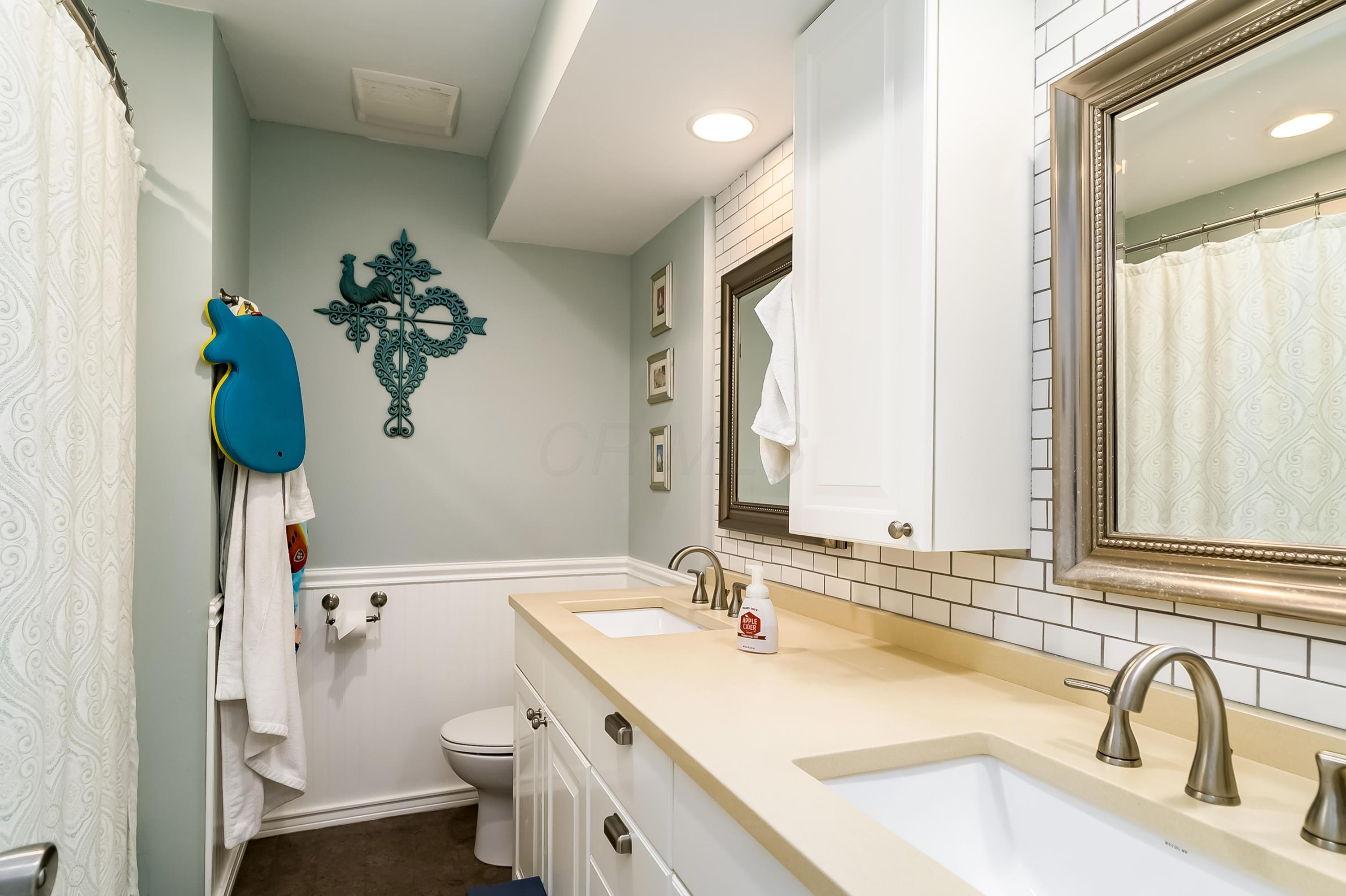 2717 Hard Road Columbus, OH 43235 - Photo 18 of 28 Gallery Image 18