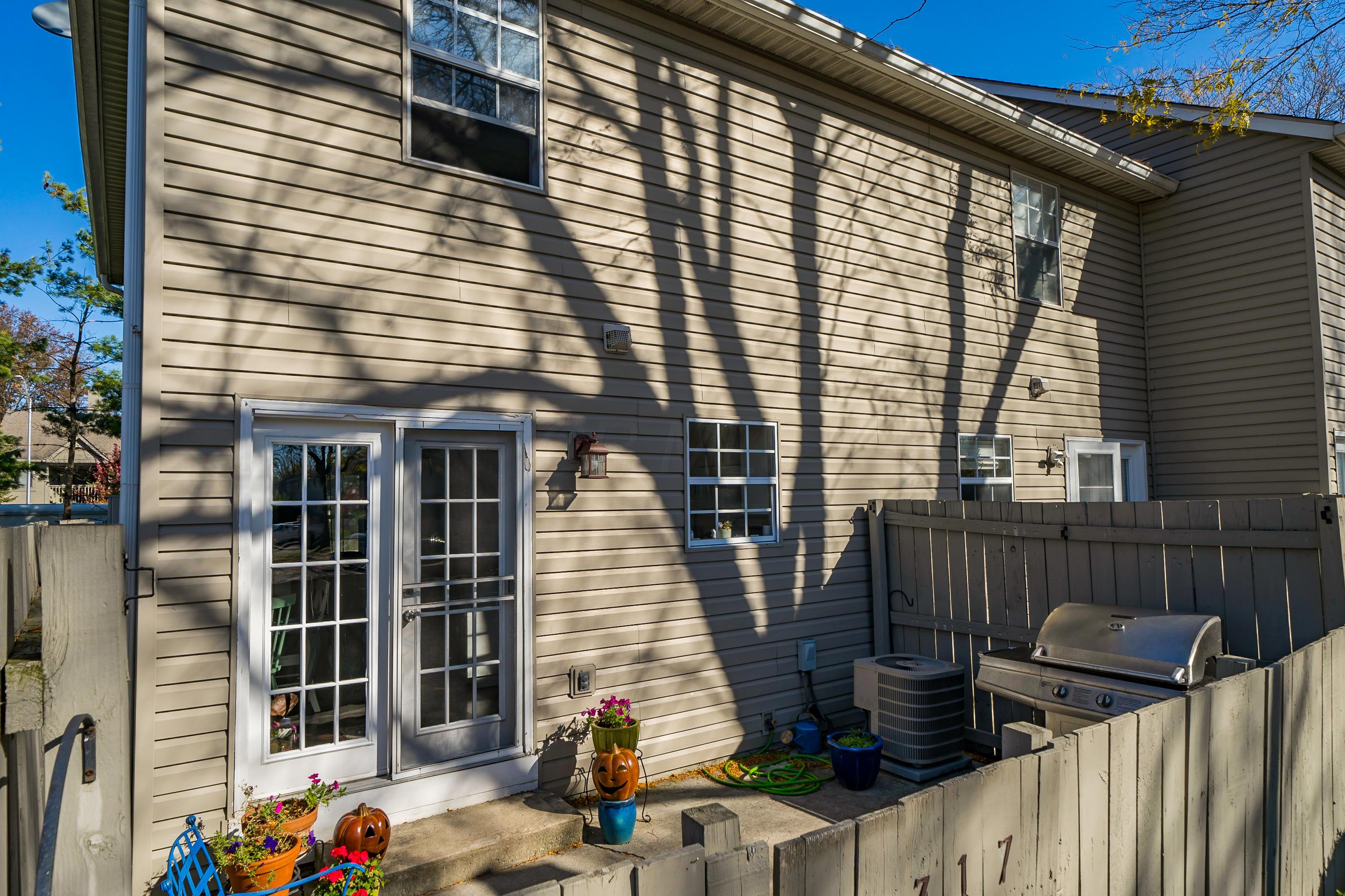 2717 Hard Road Columbus, OH 43235 - Photo 24 of 28 Gallery Image 24