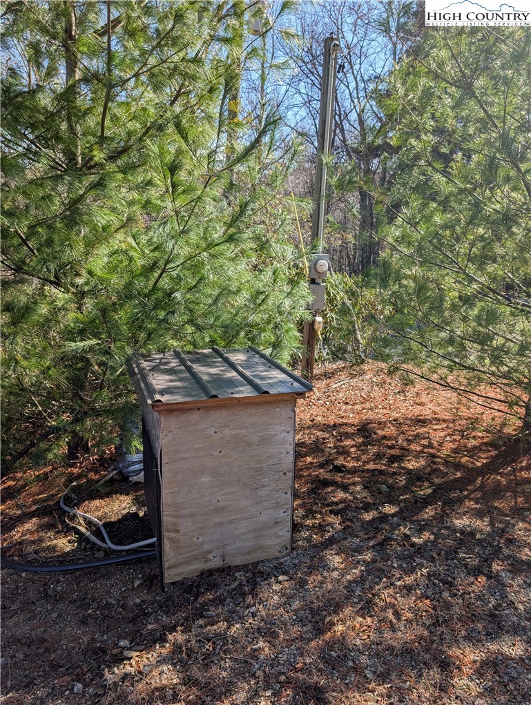 718 Green Mountain Road Sparta, NC 28675 - Photo 4 of 15