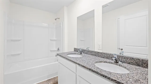 $433,045 | 6647 Prickly Loop, Ooltewah, TN 37363