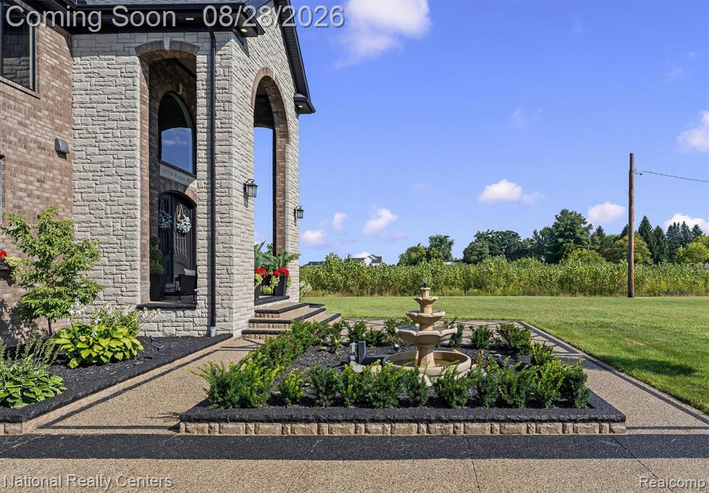 65339 Romeo Plank Road Ray, MI 48096 - Photo 7 of 71 Gallery Image 7