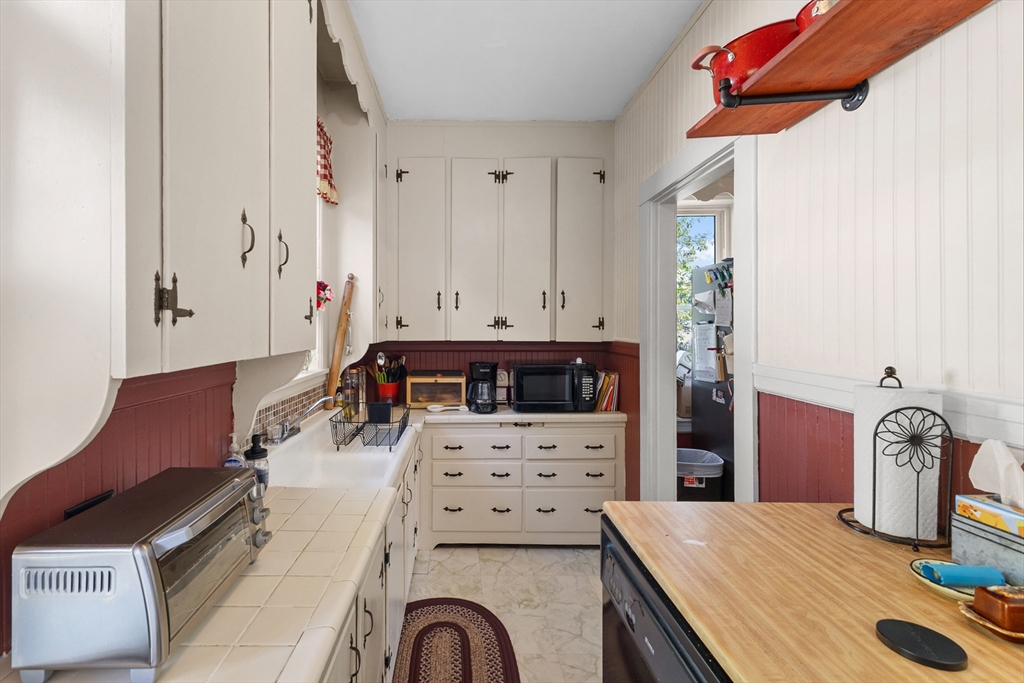 9 Prairie Street Milford, MA 01757 - Photo 13 of 26