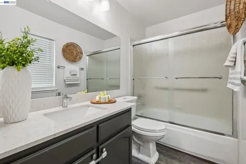 $1,149,000 | 28086 Thorup Lane, Hayward, CA 94542