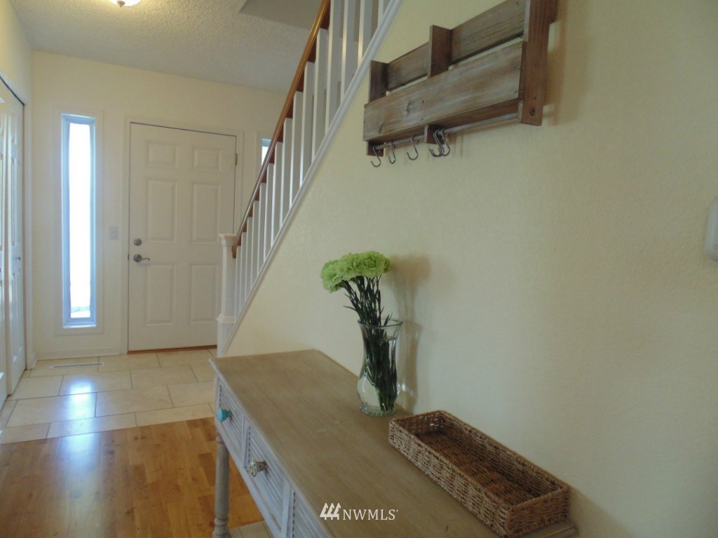 85 Ridge Drive Ephrata, WA 98823 - Photo 2 of 25 Gallery Image 2
