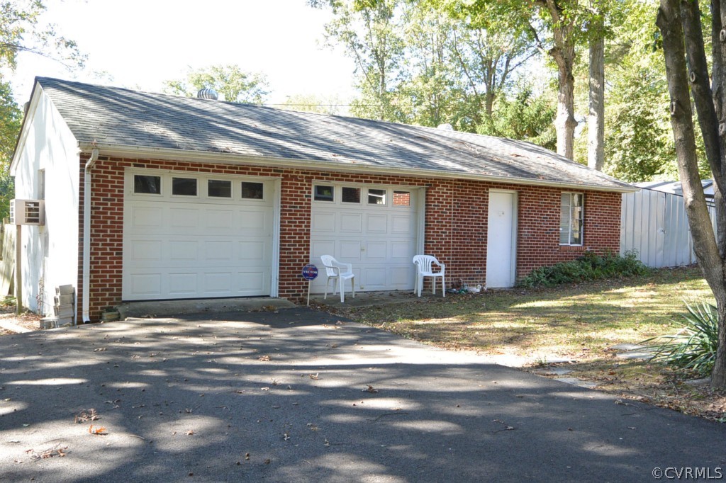 1220 Hybla Road North Chesterfield, VA 23236 - Photo 14 of 18 Gallery Image 14