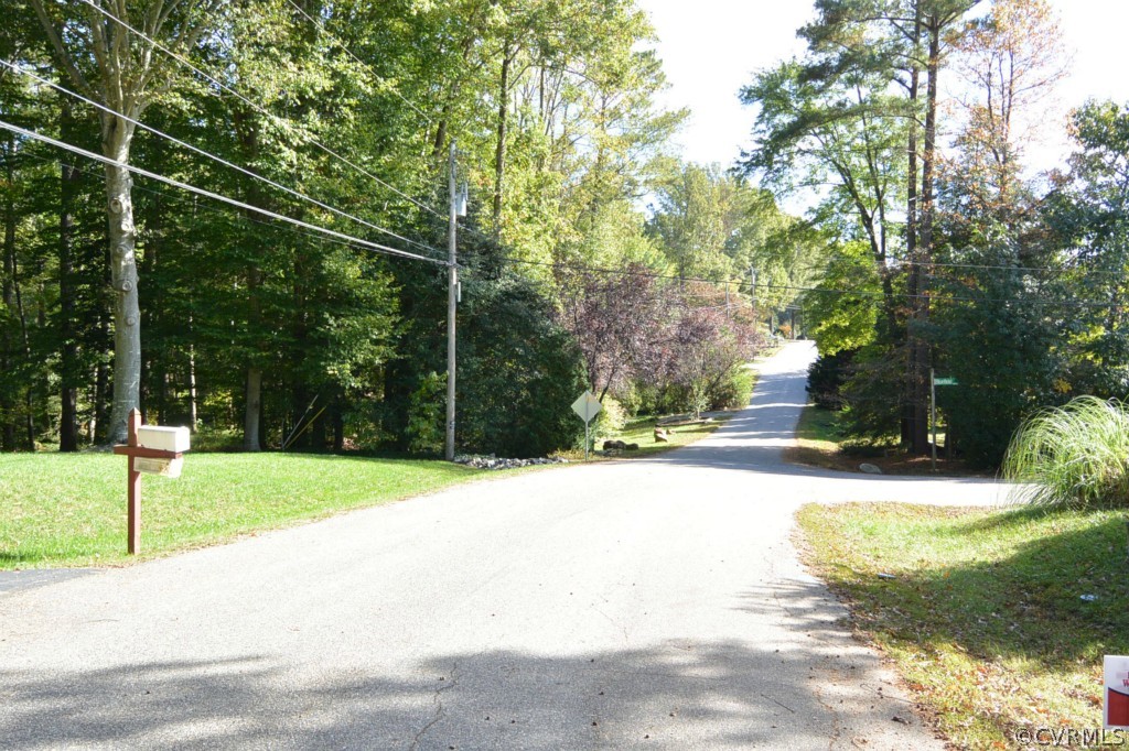 1220 Hybla Road North Chesterfield, VA 23236 - Photo 17 of 18 Gallery Image 17