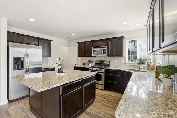 $975,000 | 20208 13th Avenue West, Lynnwood, WA 98036