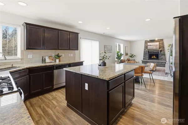 $975,000 | 20208 13th Avenue West, Lynnwood, WA 98036