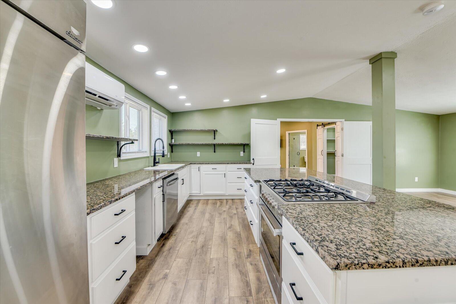 4417 Etterle Road Blythe, GA 30805 - Photo 8 of 18 Chefs Kitchen