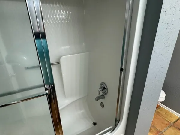 a bathroom with a tub