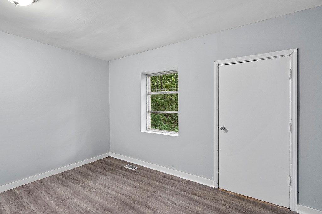 2626 State Rd S-30-315 Waterloo, SC 29384 - Photo 12 of 16