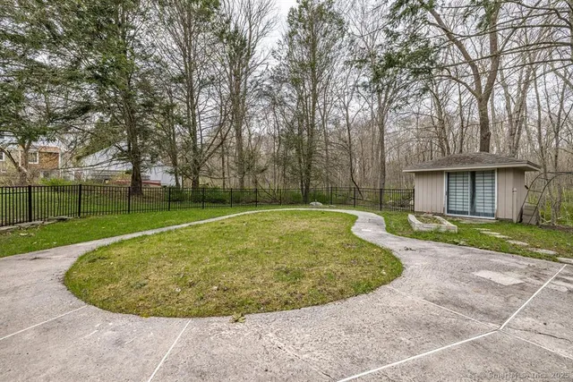 $3,350 | 141 Gurleyville Road, Mansfield, CT 06268