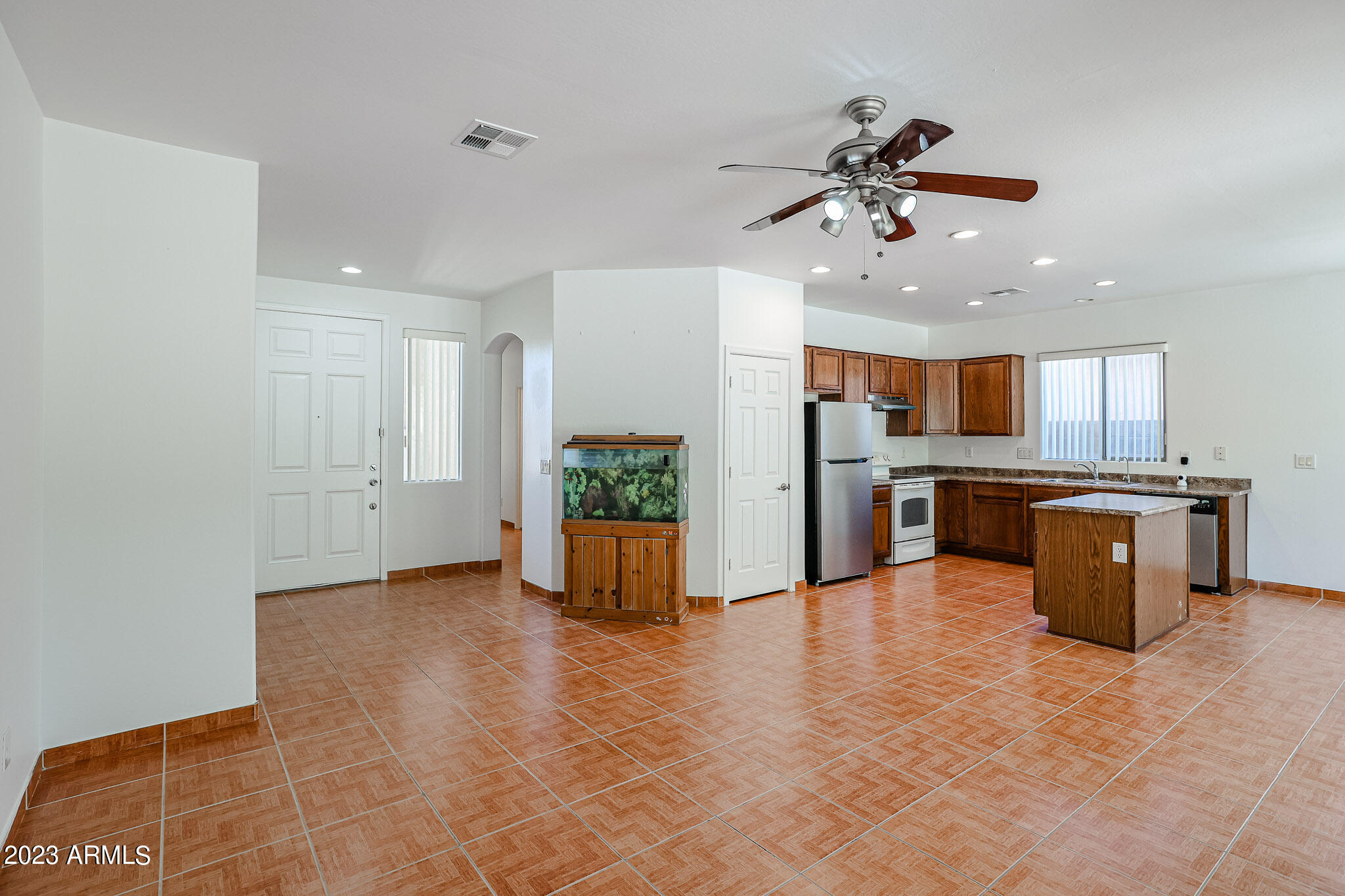 7202 West Ocotillo Road Glendale, AZ 85303 - Photo 5 of 37 Gallery Image 5