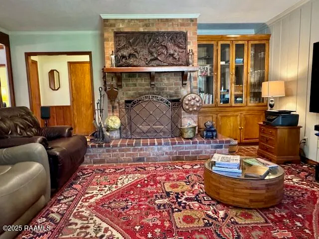 $260,000 | 2015 Old Jeanerette Road, New Iberia, LA 70563