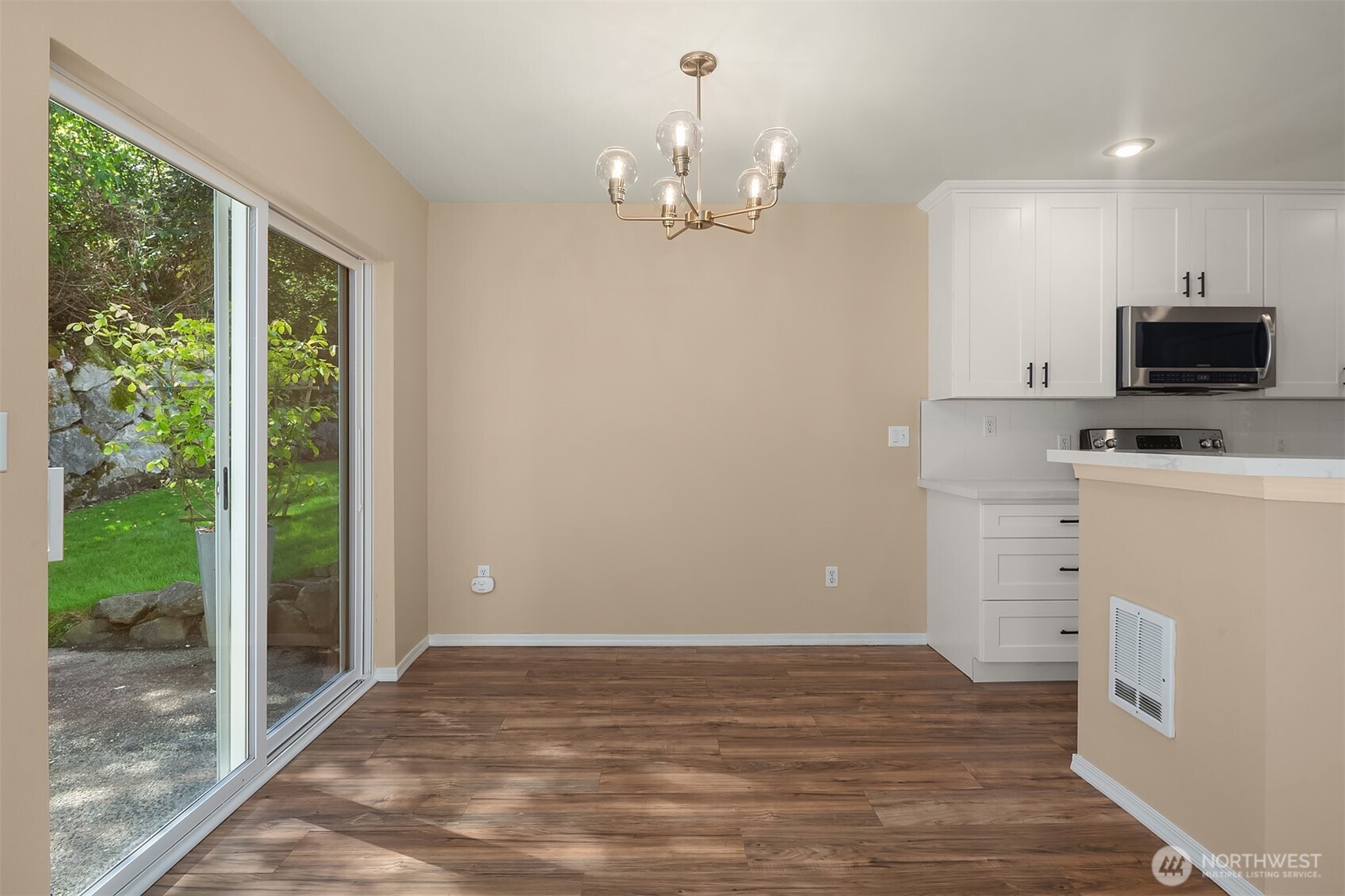 23131 15th Avenue Southeast, Unit H2 Bothell, WA 98021 - Photo 14 of 37 Gallery Image 14