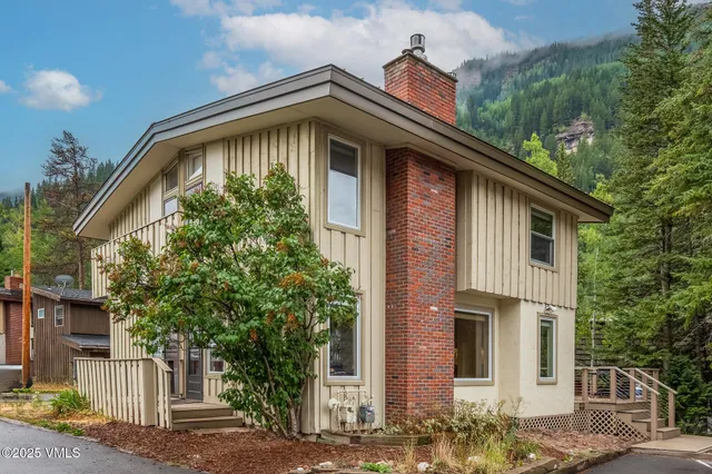 $1,100,000 | 4205 Columbine Drive, Unit 24, Vail, CO 81657