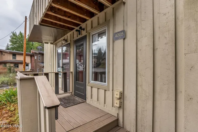 $1,100,000 | 4205 Columbine Drive, Unit 24, Vail, CO 81657