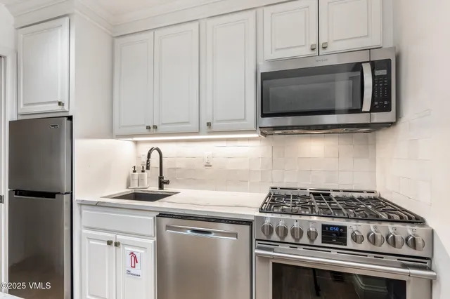 $1,100,000 | 4205 Columbine Drive, Unit 24, Vail, CO 81657