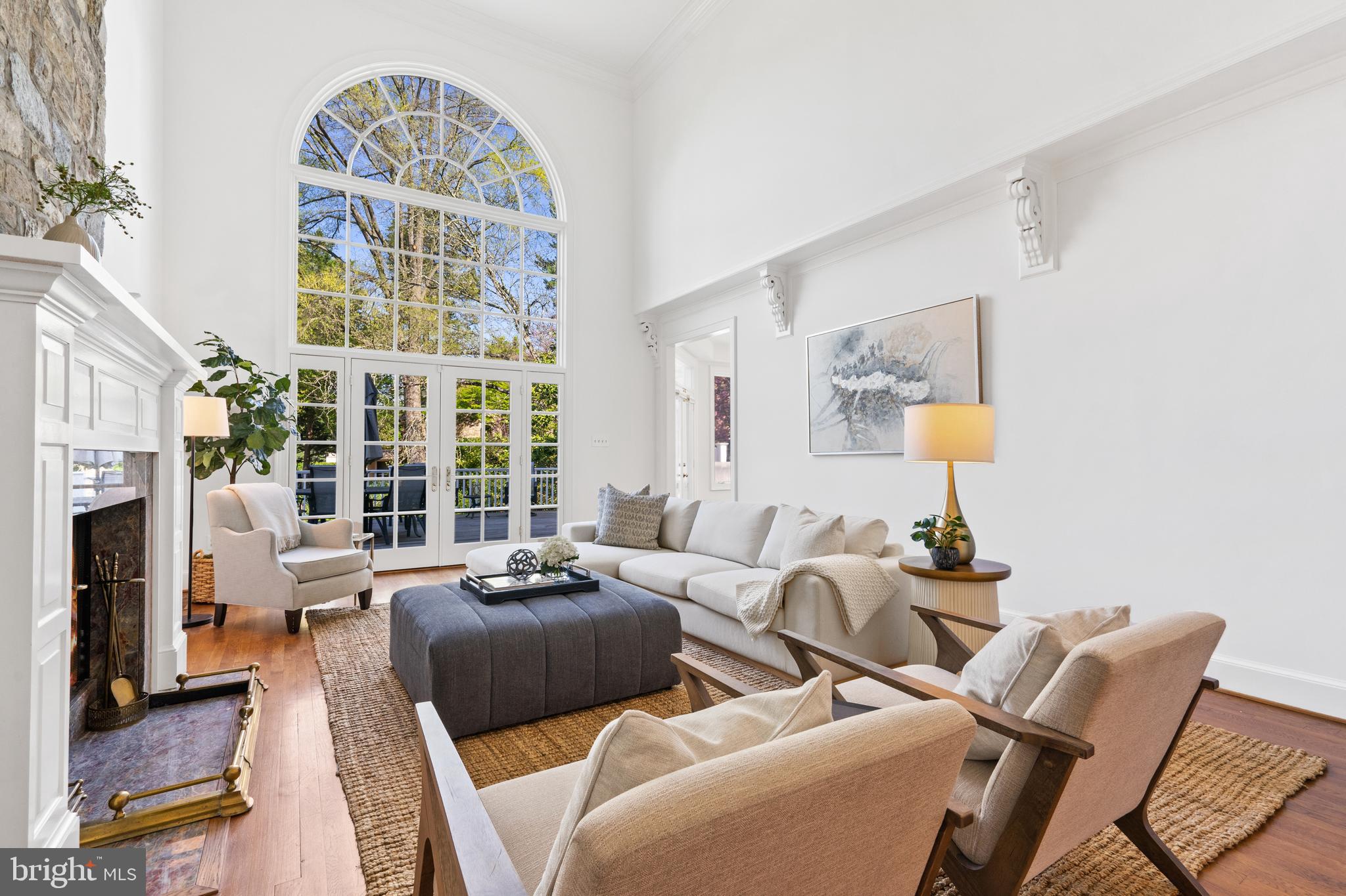 2722 Chain Bridge Road Northwest Washington, DC 20016 - Photo 12 of 43 Family Room