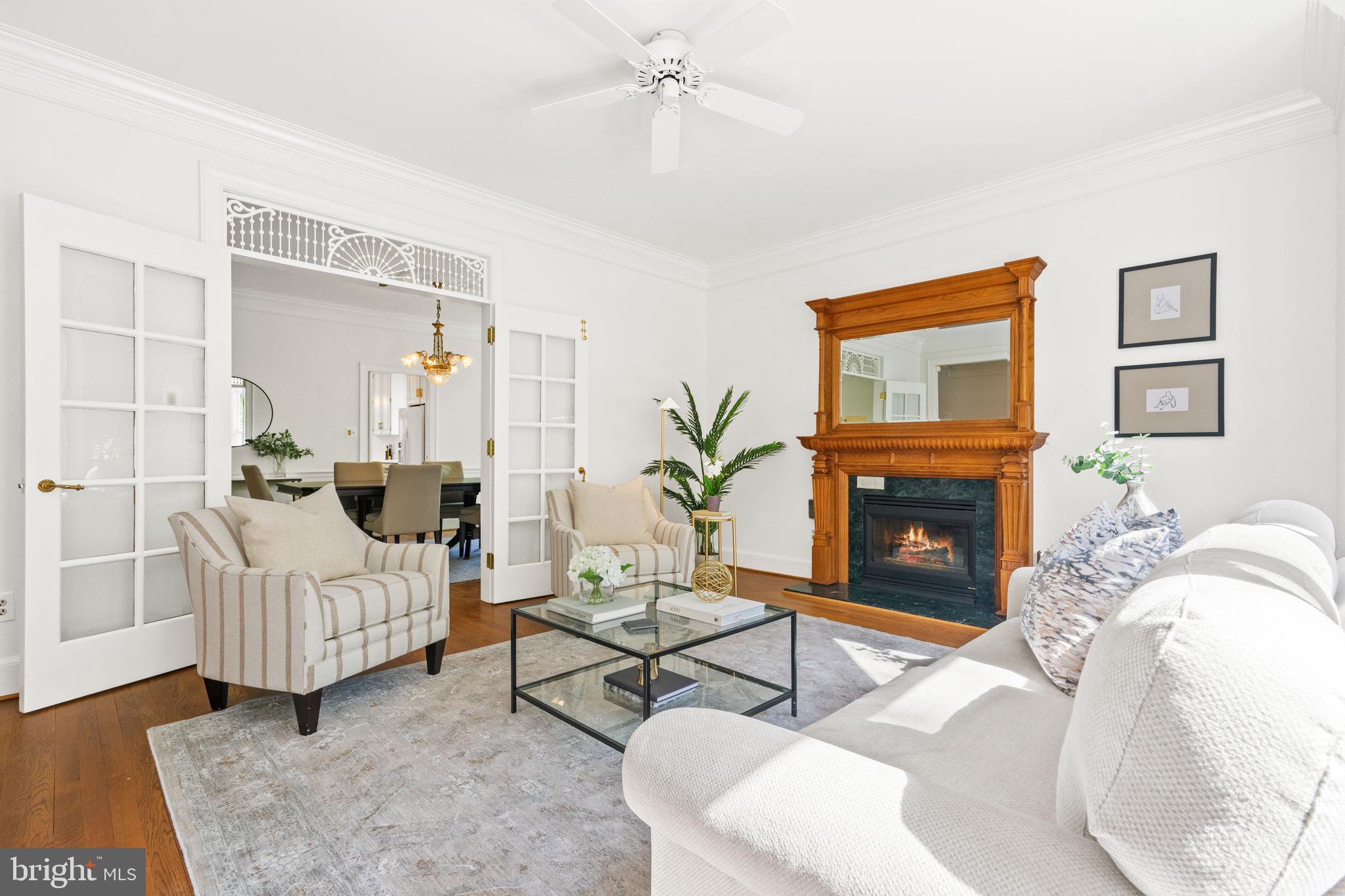 2722 Chain Bridge Road Northwest Washington, DC 20016 - Photo 4 of 43 Living Room