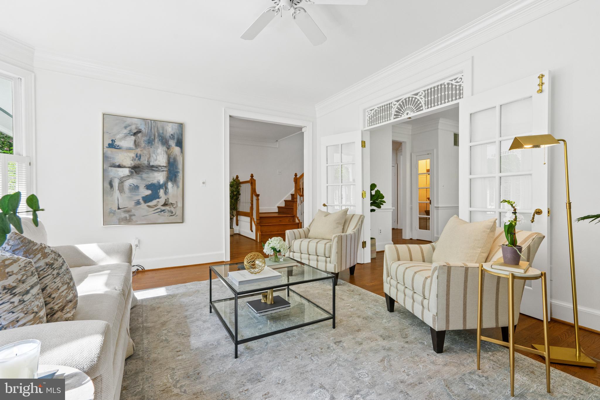 2722 Chain Bridge Road Northwest Washington, DC 20016 - Photo 5 of 43 Living Room