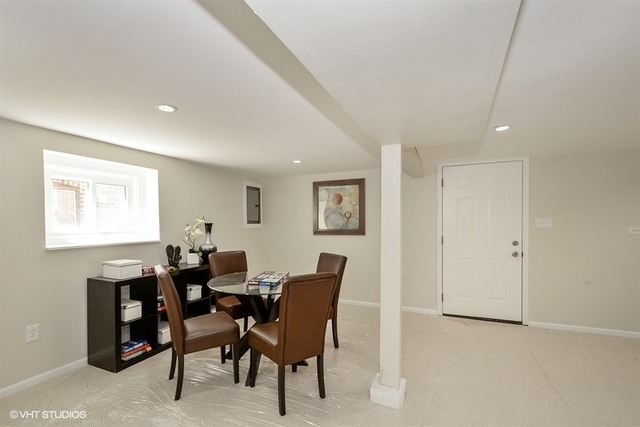 4916 West Henderson Street Chicago, IL 60641 - Photo 17 of 20