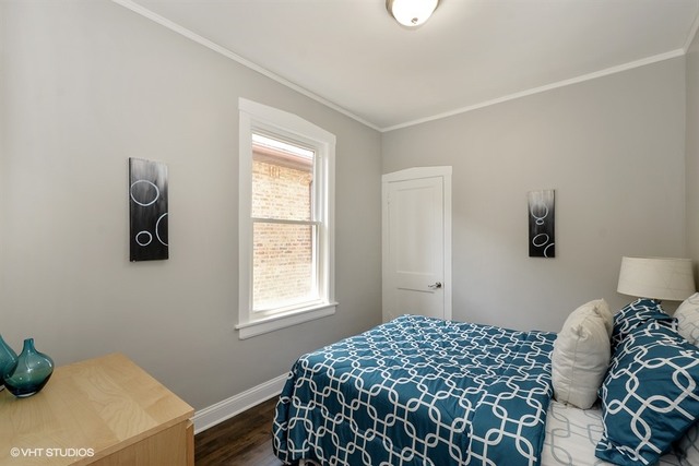 4916 West Henderson Street Chicago, IL 60641 - Photo 10 of 20